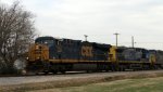 CSX 834 leads train F728 towards the yard